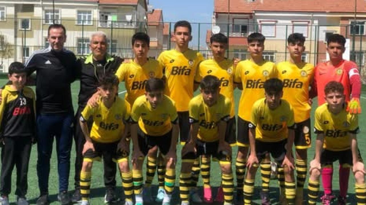 Başakspor, Serikspor Futbol A.Ş. ile puanları paylaştı