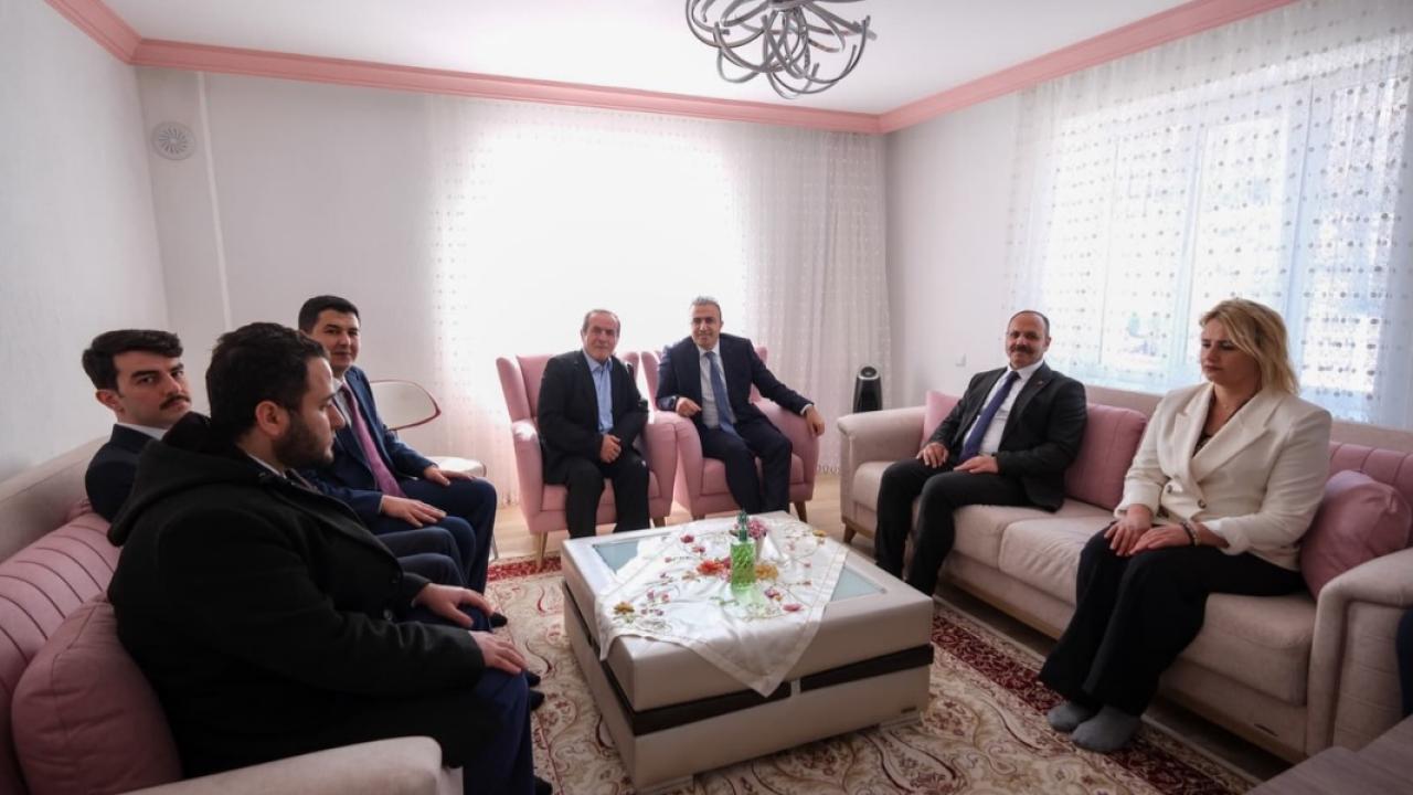 Vali Hayrettin Çiçek’ten Şehit Ailesine Anlamlı Ziyaret