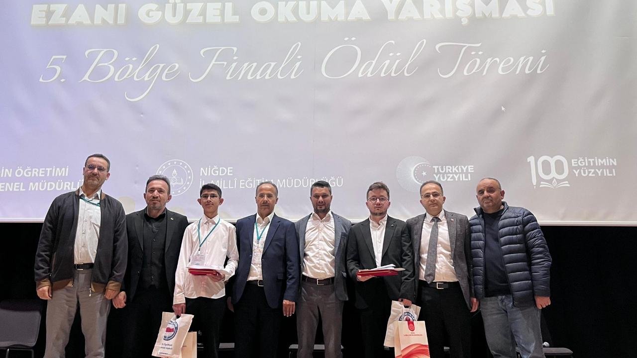 Karaman'ın "Genç Bilalleri" Bölgeyi Fethetti! İki Kategoride Birincilik
