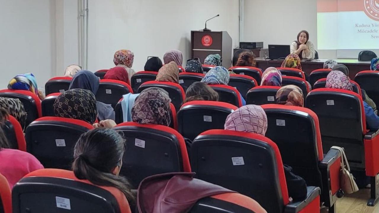 Aile İçi ve Kadına Yönelik Şiddetle Mücadele Eğitimi Düzenlendi