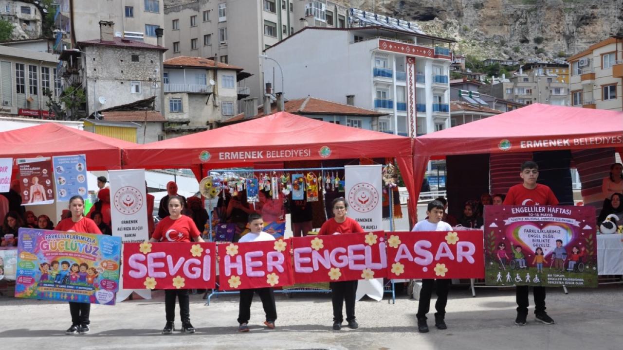 Ermenek’te Engelliler Haftası Programı Duygulandırdı