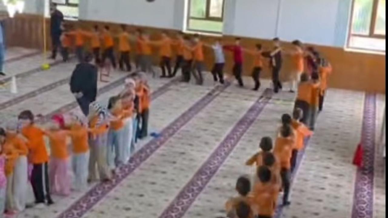 Güneyyurt’ta Öğrenciler "Cami Şenliği"nde Buluştu