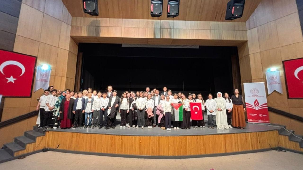 İmam Hatip Ortaokullarından Renkli Dil Festivali