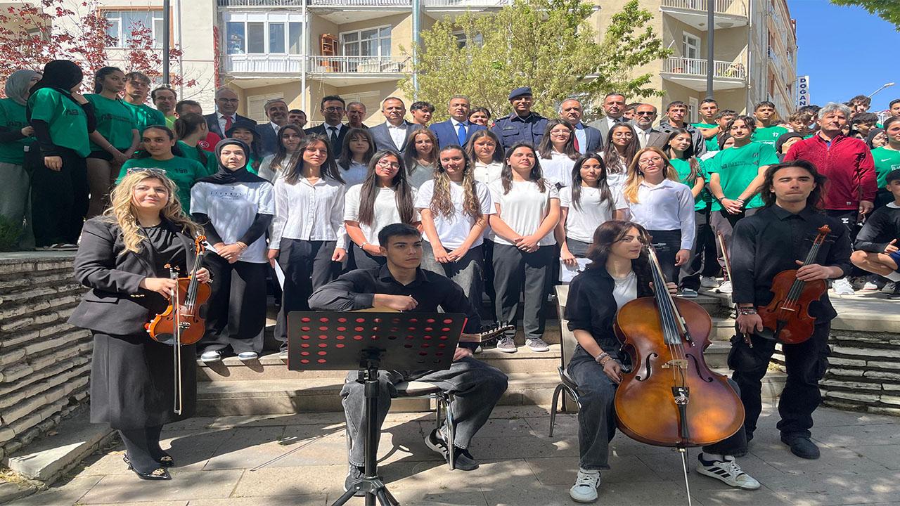 Karaman Güzel Sanatlar Lisesi Yunus Emre'yi İlahileri İle Andı