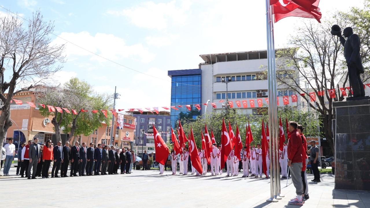 Karaman'da Gençlik Haftası Coşkusu Başladı