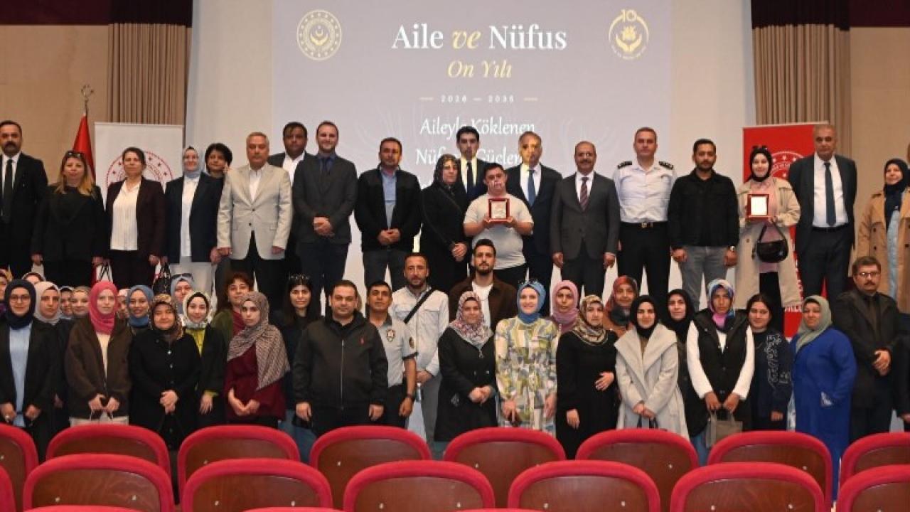 Karaman’da Millî Aile Haftası Programı Düzenlendi