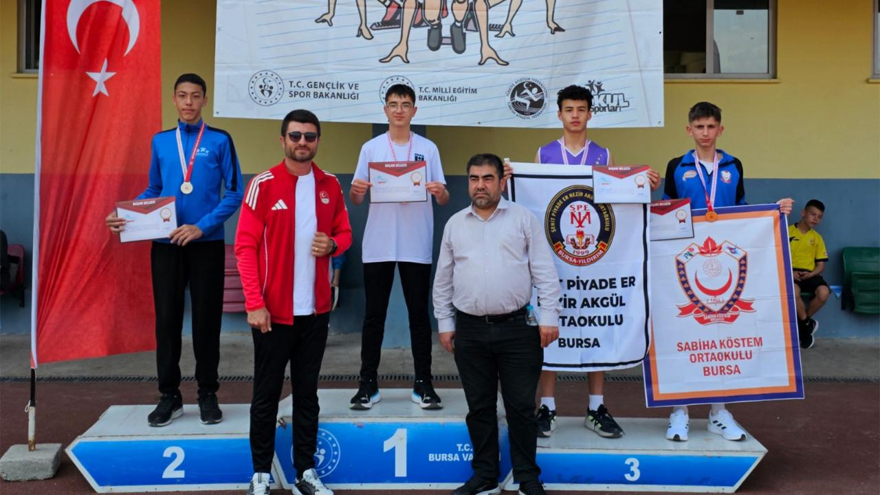 Karamanlı Atletlerden Türkiye Birinciliği Ve İkinciliği