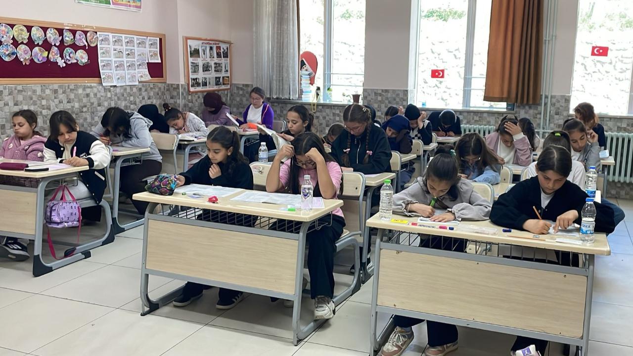 Siyer-İ Nebi Ortaokullar Sınavı Yapıldı