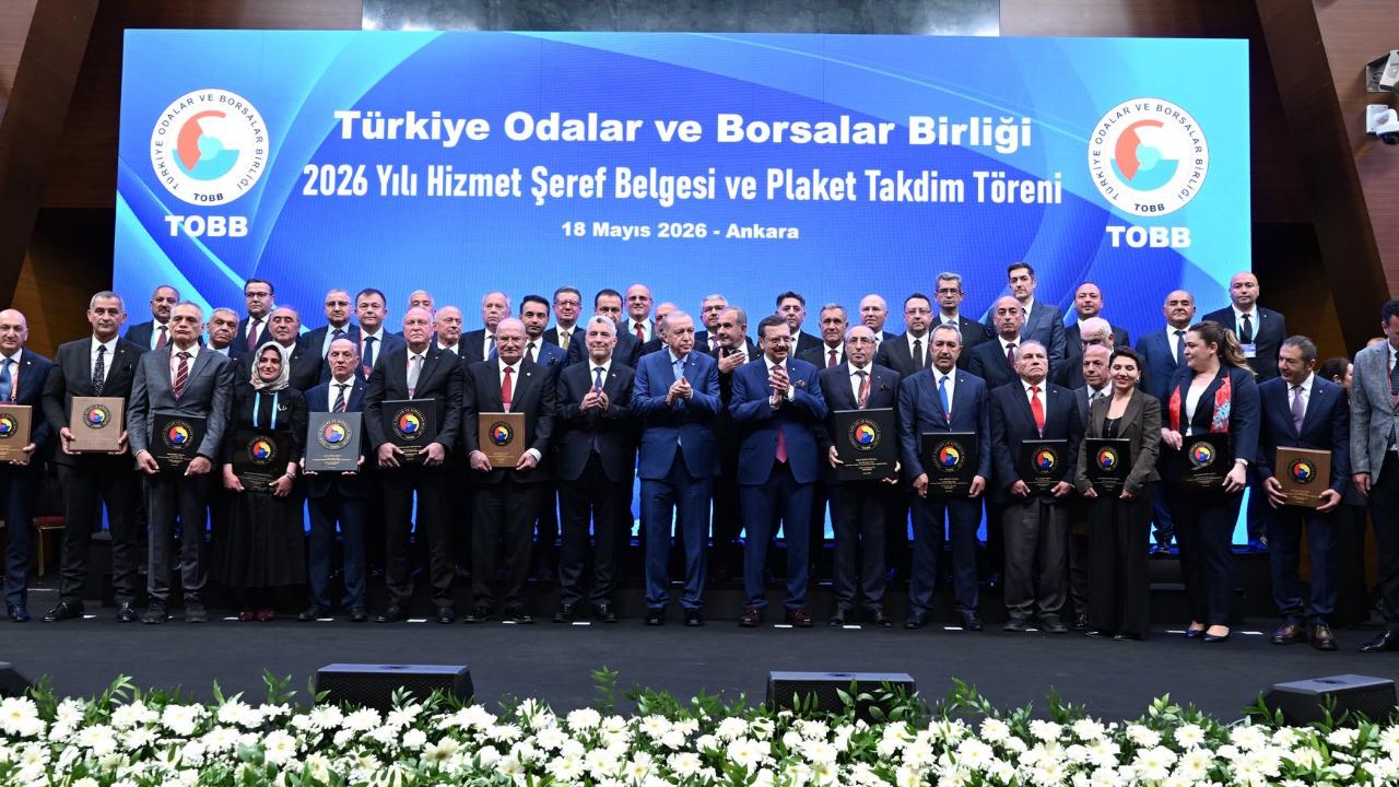 TSO Başkanları TOBB Hizmet Şeref Belgesi ve Plaket Törenine Katıldı