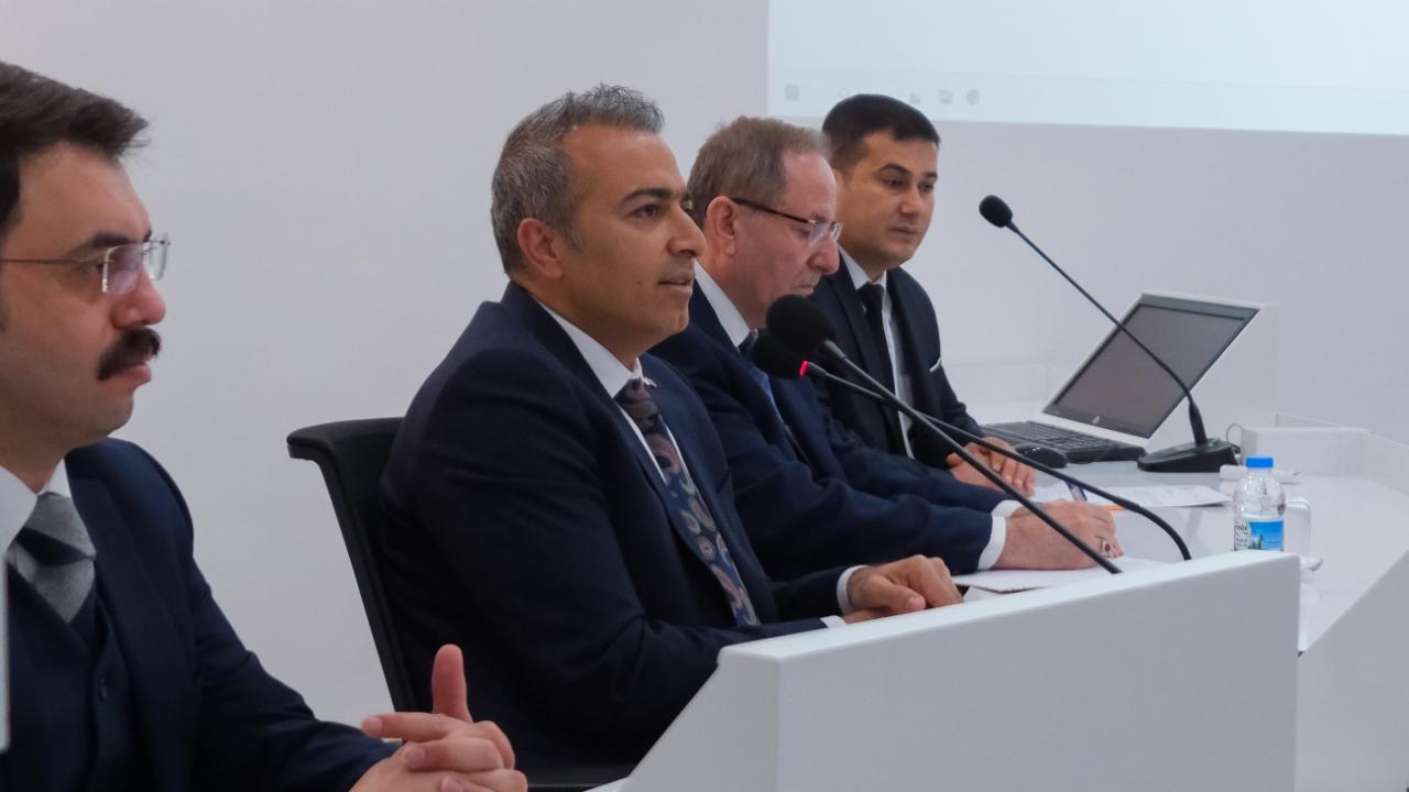 Vali Çiçek, Köylere Hizmet Götürme Birliği Toplantısına Katıldı