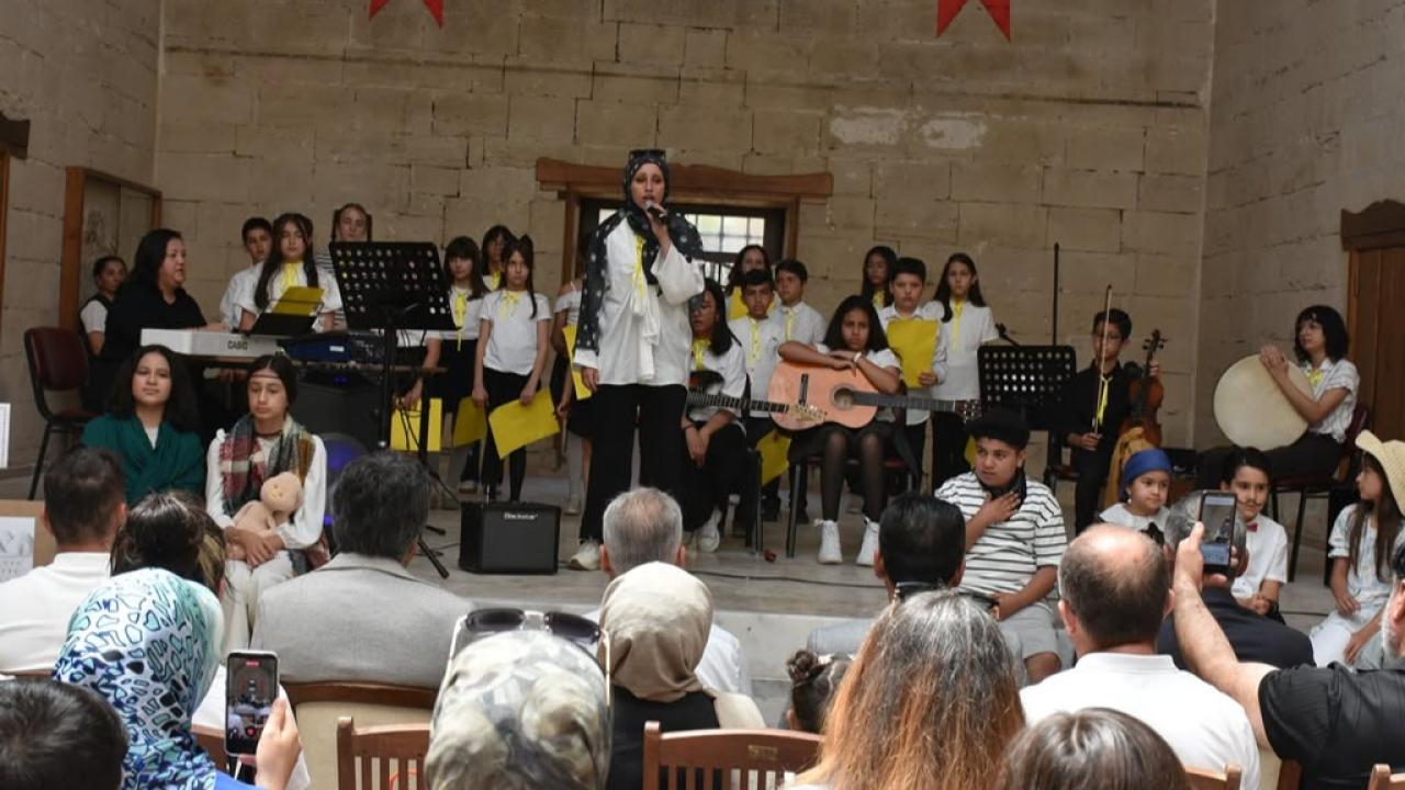 Bilimle Üreten, Sanatla İlham Veren Öğrencilerden Muhteşem Sergi