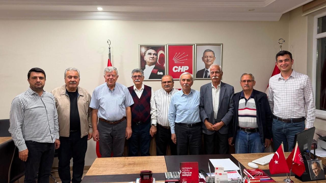 CHP Karaman’ eski il başkanlarından ortak bildiri: “Genel Başkanımız Özgür Özel’in yanındayız”