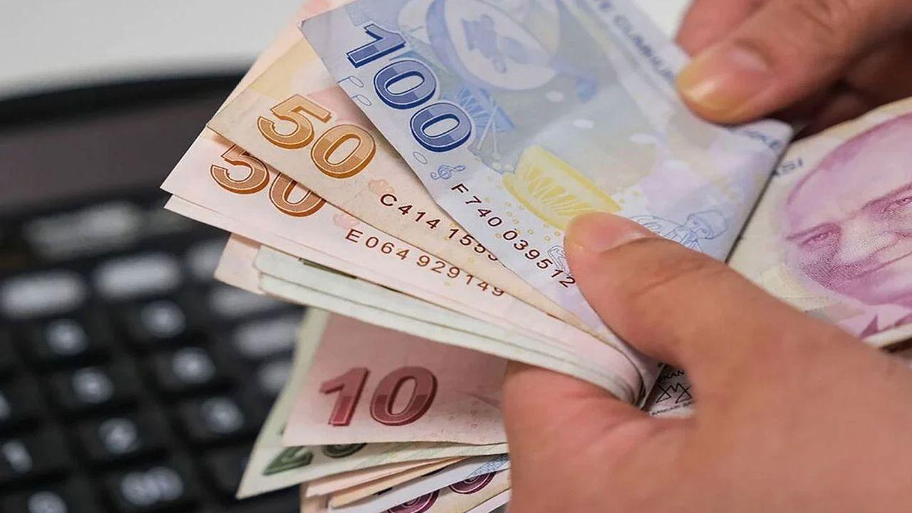 Emekli, memur ve işçilere faizsiz 100 bin TL nakit ödeme