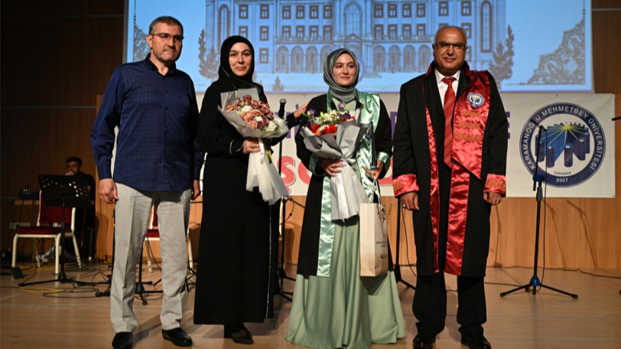 İlahiyat Fakültesinde Mezuniyet Heyecanı