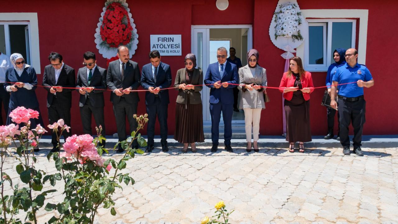Karaman Açık Ceza İnfaz Kurumunda Fırın Hizmete Açıldı