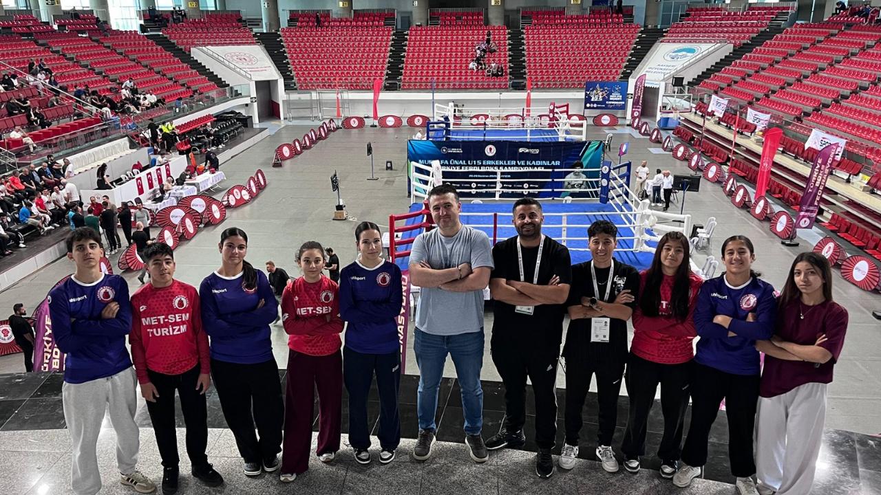 Karaman Boks Takımı Kayseri’de Kürsüye Damga Vurdu