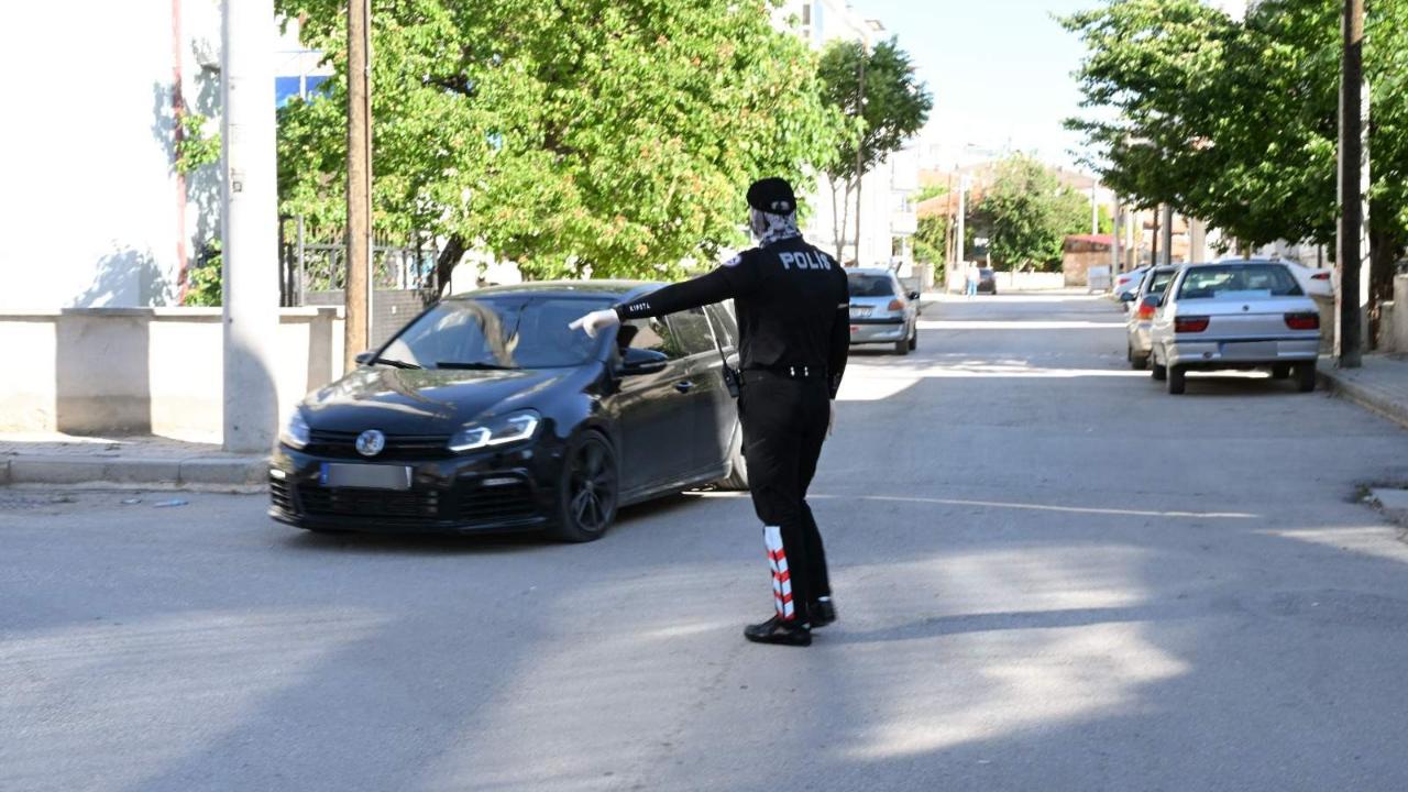 Karaman Emniyetinden Haftalık Operasyon Raporu: Silah ve Uyuşturucu Ele Geçirildi