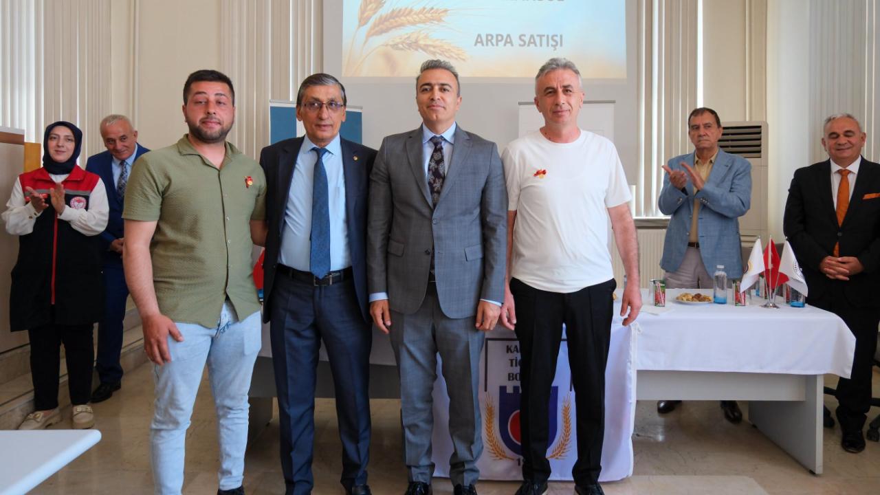 Karaman'da 2026 Hasat Sezonunun İlk Arpası Kilogramı 172 TL'den Satıldı