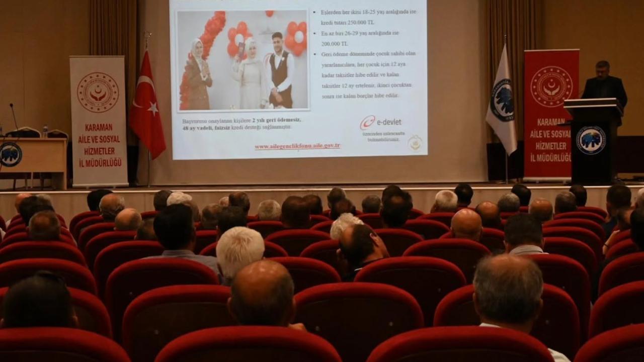 Karaman’da Düzenlenen Muhtarlar Toplantısı’nda Sosyal Hizmetler Anlatıldı