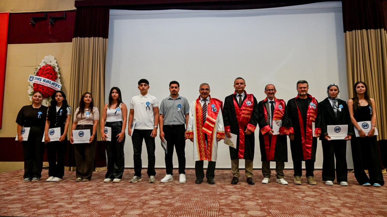 KMÜ Akademik ve Sportif Başarıları Ödüllendirdi