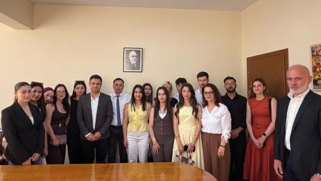 KMÜ'den Arnavutluk'a Akademik ve Kurumsal İş Birliği Ziyareti