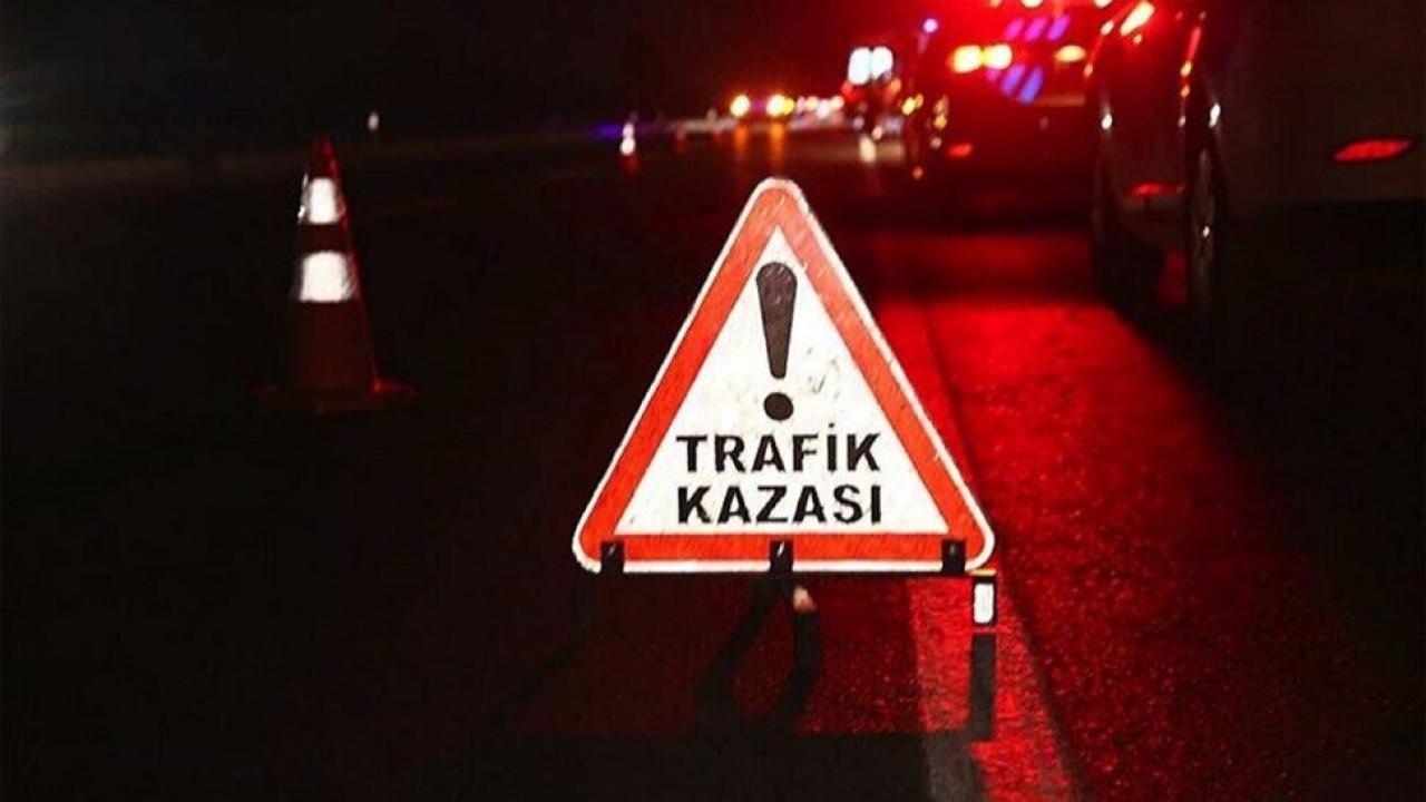 Küçükkoraş Köyünde Otomobil Şarampole Devrildi: 1 Ölü, 1 Yaralı