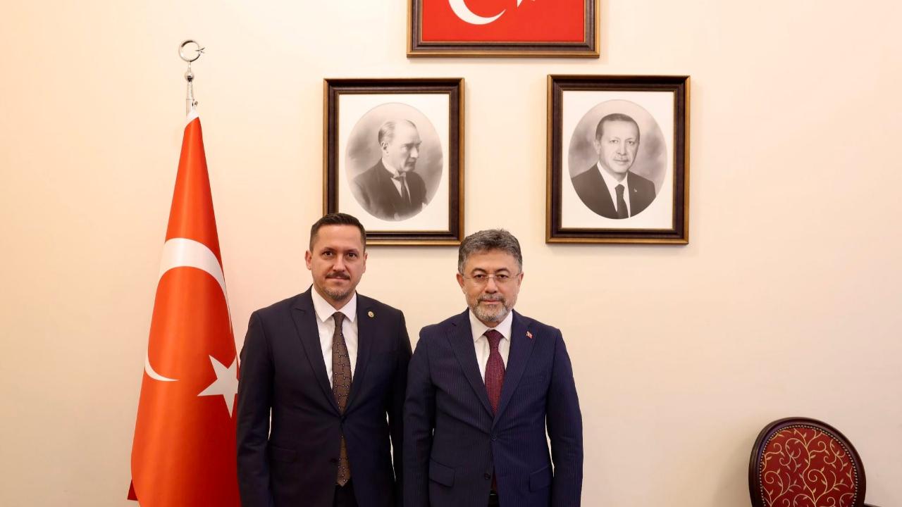 Milletvekili Eser, Bakan Yumaklı ile Karaman Tarımını Görüştü