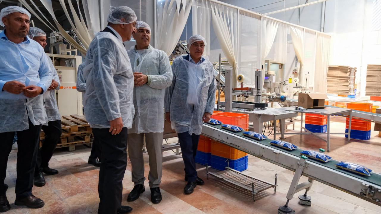 Vali Çiçek’ten Golda Gıda’ya Ziyaret