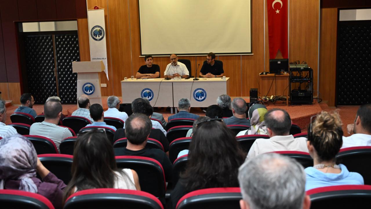 15 Temmuz'un 10. Yılında Demokrasi ve Millî İrade KMÜ'de Anlatıldı