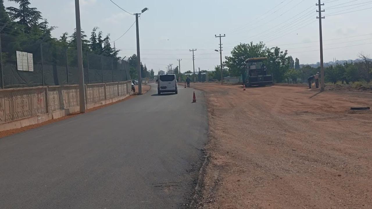 Kapalı Cezaevi Yolunda Asfalt Çalışmaları Sürüyor