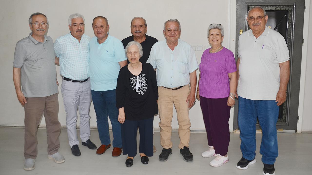 Karaman Ticaret Lisesi İlk Mezunları Yıldız Öğretmen İle Hasret Giderdi